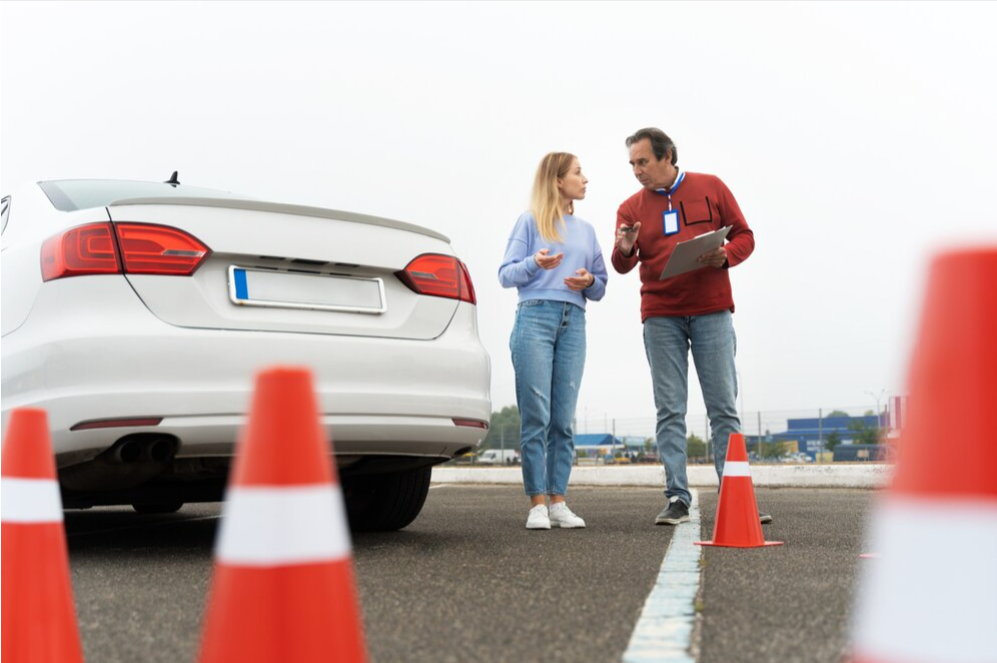 Driving Instructor: A Proper Guide to Build up a Successful Driver